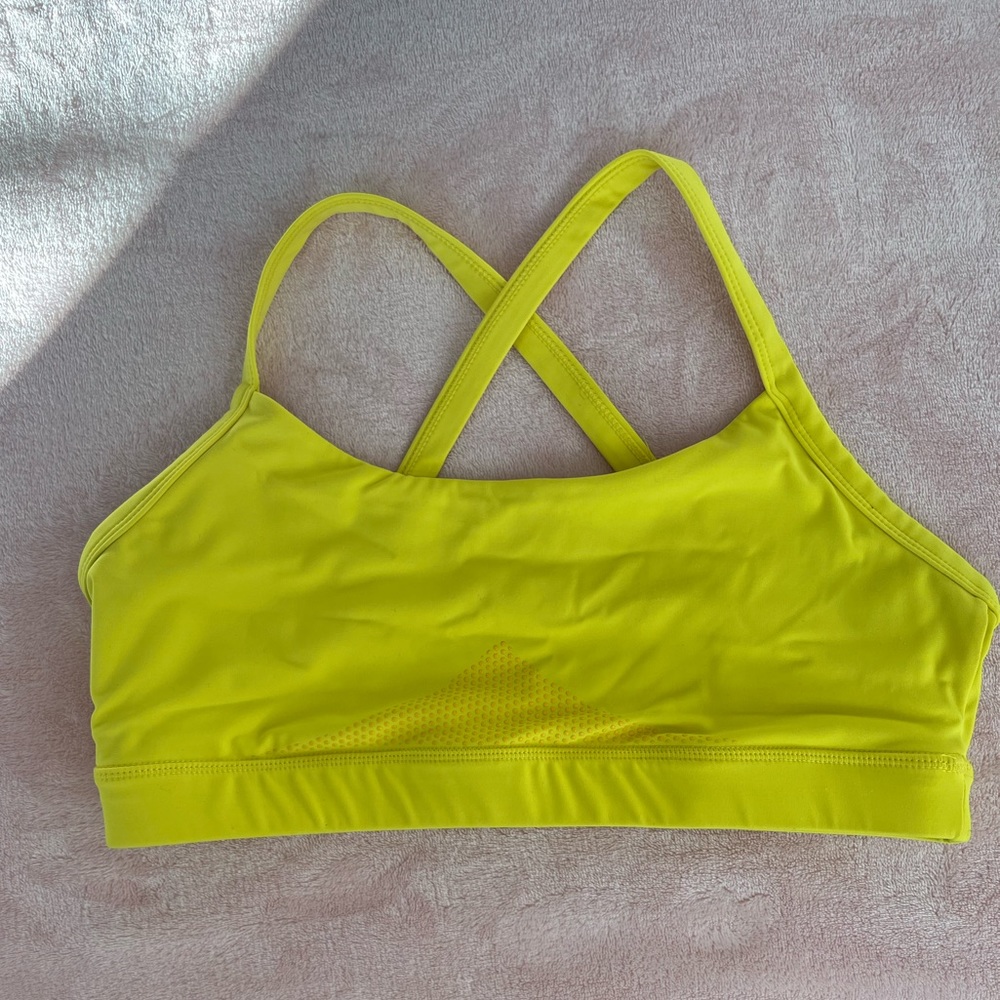 Lush Sports Bra - Pineapple yellow